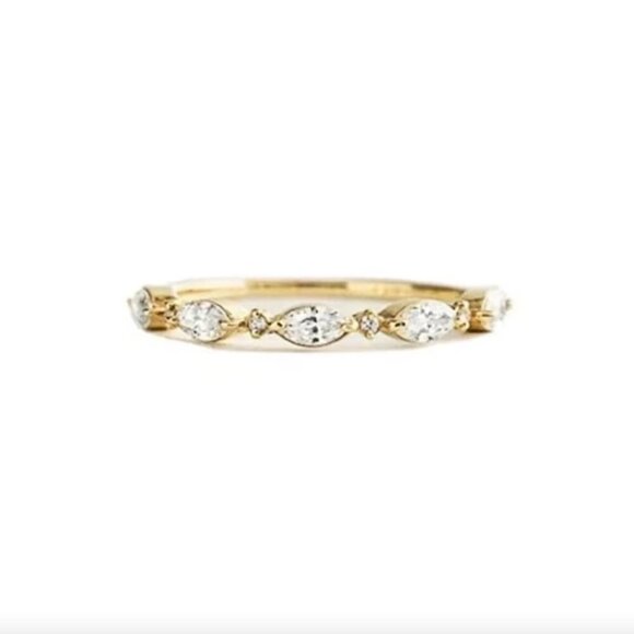 NEW 18k Yellow Gold Diamond Ring Band Dainty Stackable Ring - Picture 4 of 5